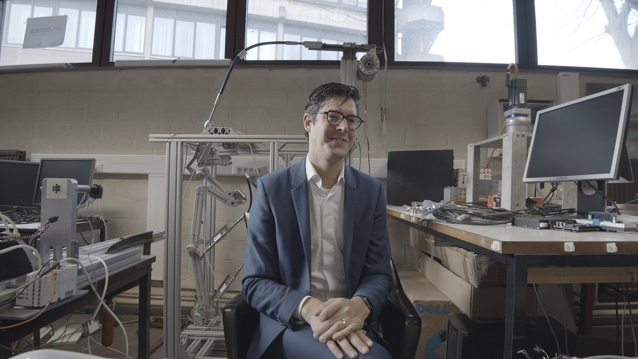 Prof. robotica-Bram Vanderborght 