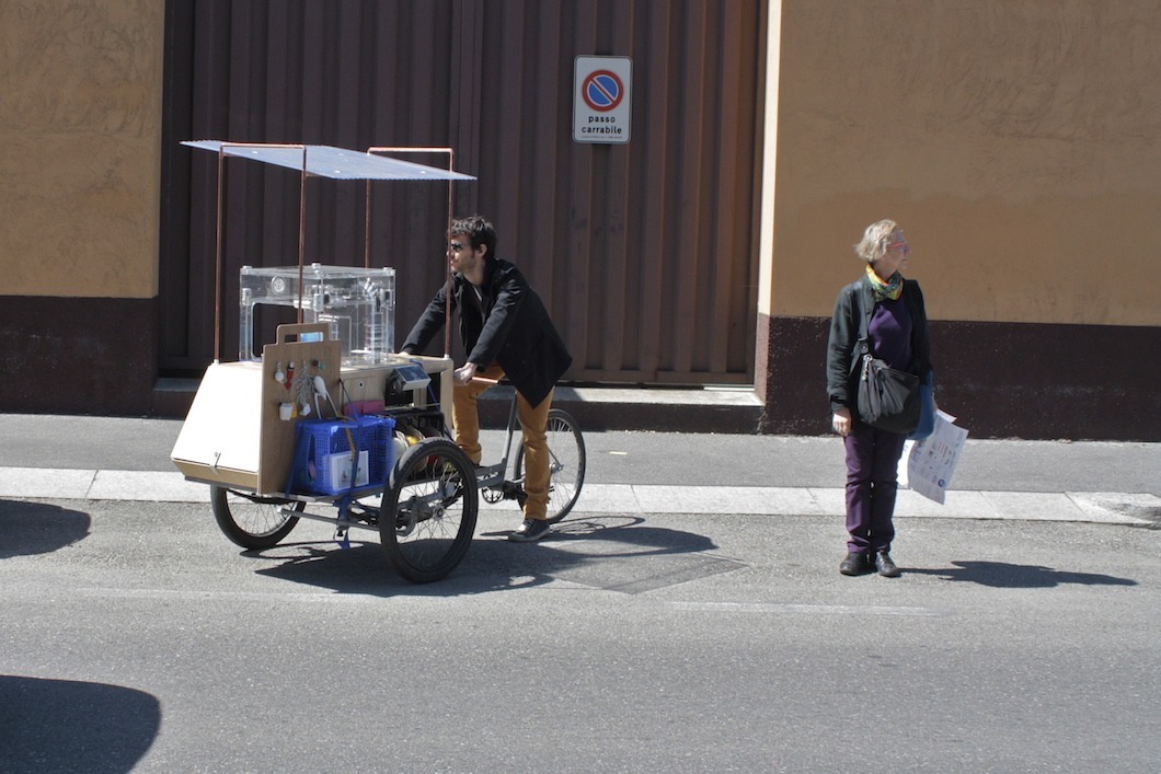 Kiosk 1.0 in the streets-of Milan