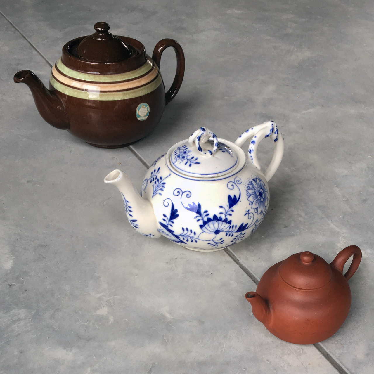 Historic teapots-CN, NL, UK